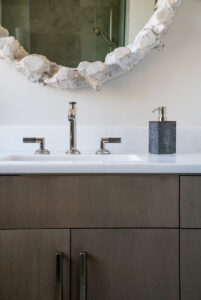 Senabi bathroom sink